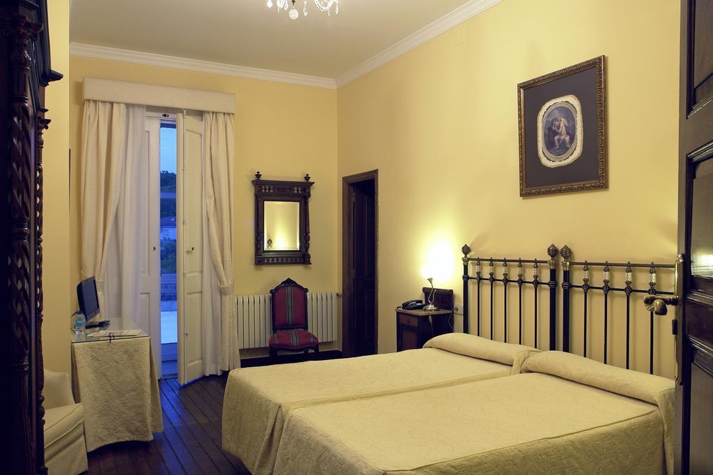 Pazo Almuzara Hotel Boborás Екстериор снимка