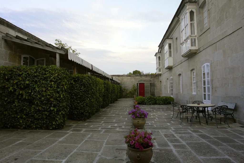 Pazo Almuzara Hotel Boborás Екстериор снимка